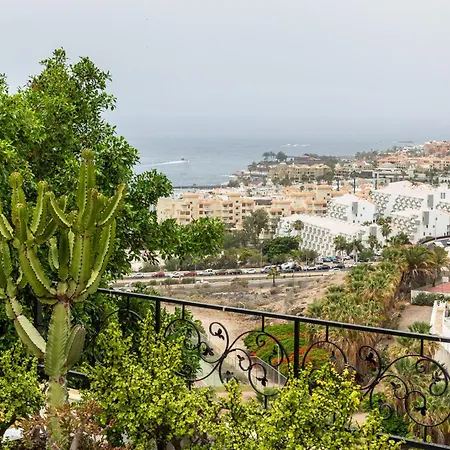 Seaescape With Ocean, King Size Bed, Wifi, Smart Tv, Free Parking 2 Pools Access Costa Adeje (Tenerife)