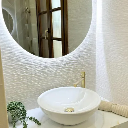 Seaescape With Ocean, King Size Bed, Wifi, Smart Tv, Free Parking 2 Pools Access Costa Adeje (Tenerife)